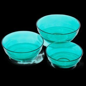 SOCIAL STUDIES Set of 3 Nesting Bowls